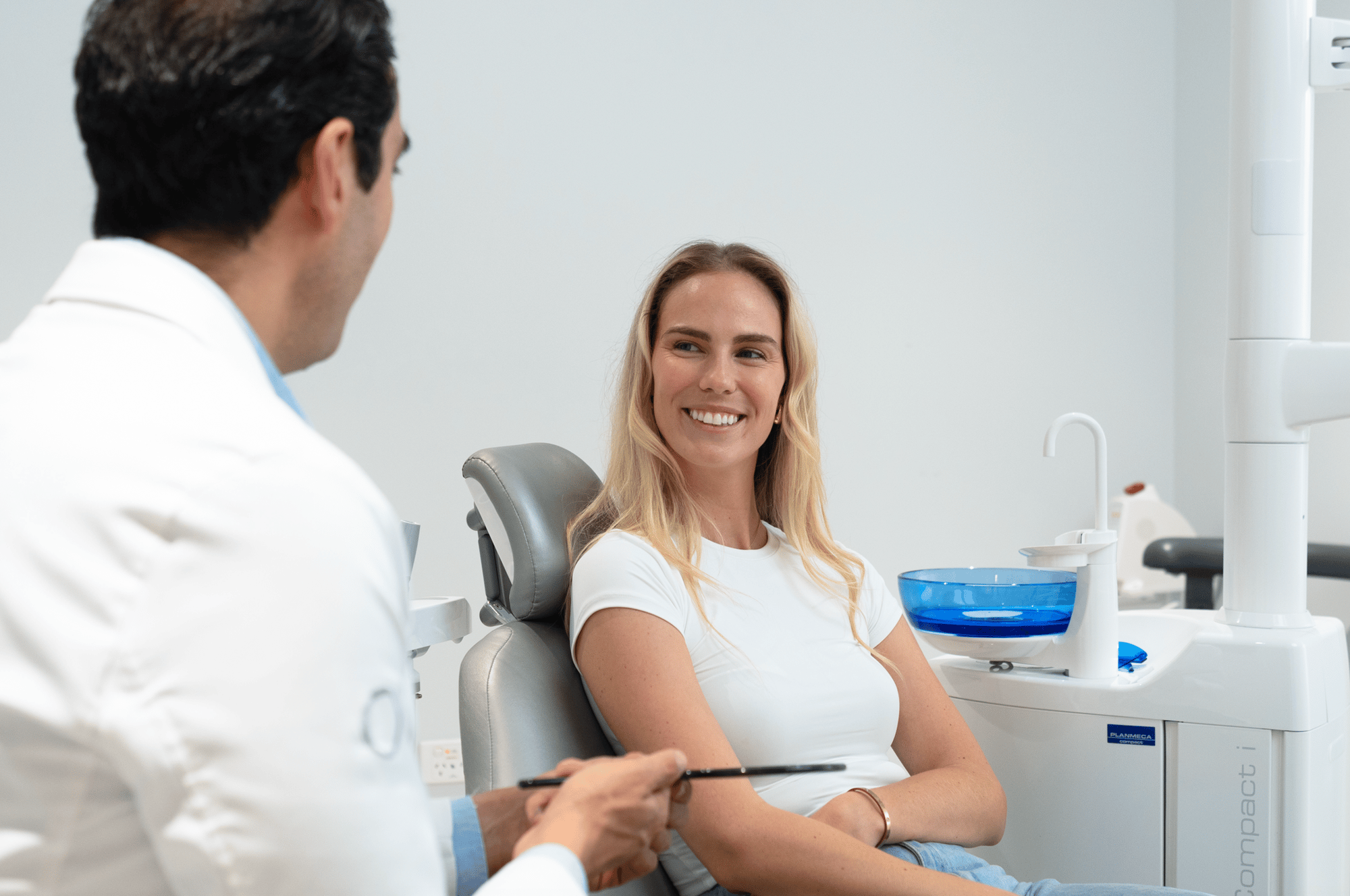 Dental Lounge Patient l Double Bay l Teeth Whitening Patient Dental Lounge Patient l Double Bay l Teeth Whitening Patient